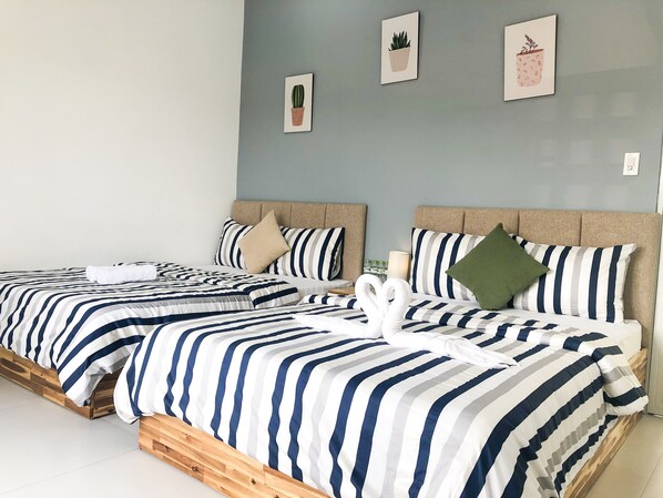 Family Room, Balcony | Desk, free WiFi, bed sheets