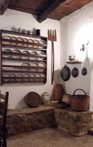 Traditional House | Private kitchen - Bendeni Cottage (Chania)