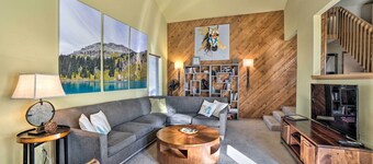 Pagosa Springs Getaway w/ Patio & Lake Views!