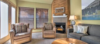 Pagosa Springs Getaway w/ Patio & Lake Views!