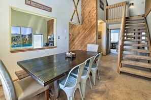 Dining - Pagosa Springs Getaway w/ Patio & Lake Views! (Pagosa Springs)