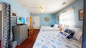 2 bedrooms, iron/ironing board, free WiFi, bed sheets