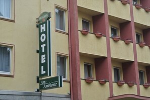 Front of property - Hotel Art Ambiente (Hagen)