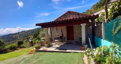 Rural house (full rental) Paraje Do Cura for 3 people,