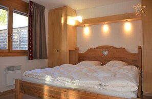 3 bedrooms, Internet