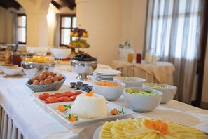 Dining - LA Torre (BARI SARDO)