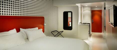 开间 | 私人简易厨房 | 冰箱、炉灶、电热水壶、烤面包机