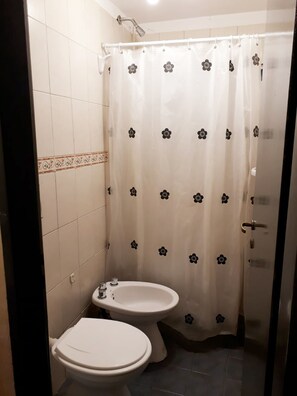 Classic Apartment, 1 Bedroom, Private Bathroom | Bathroom - Depto. Centrico (Corrientes)