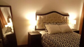 In-room safe, iron/ironing board, free WiFi