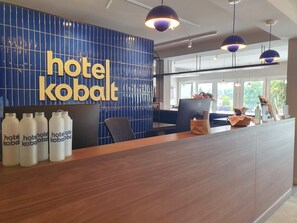 Reception - Best Western Hotel Kobalt (Épagny-Metz-Tessy)