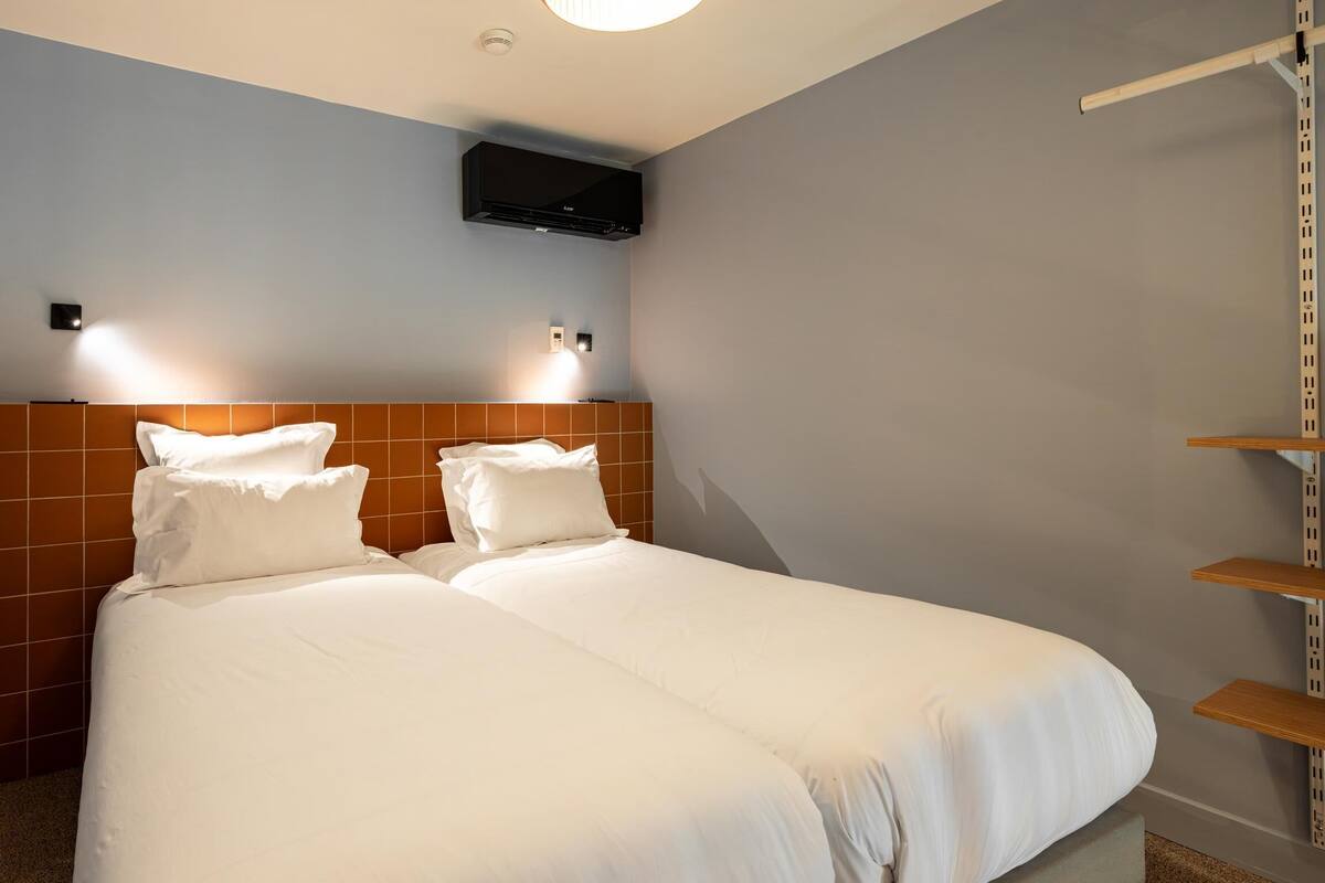 Superior Duplex Room, 2 Twin Beds, Non-Smoking (Shower Only) | Premium bedding, memory foam beds, laptop workspace, soundproofing