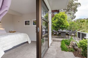 1 bedroom, iron/ironing board, travel cot, free WiFi