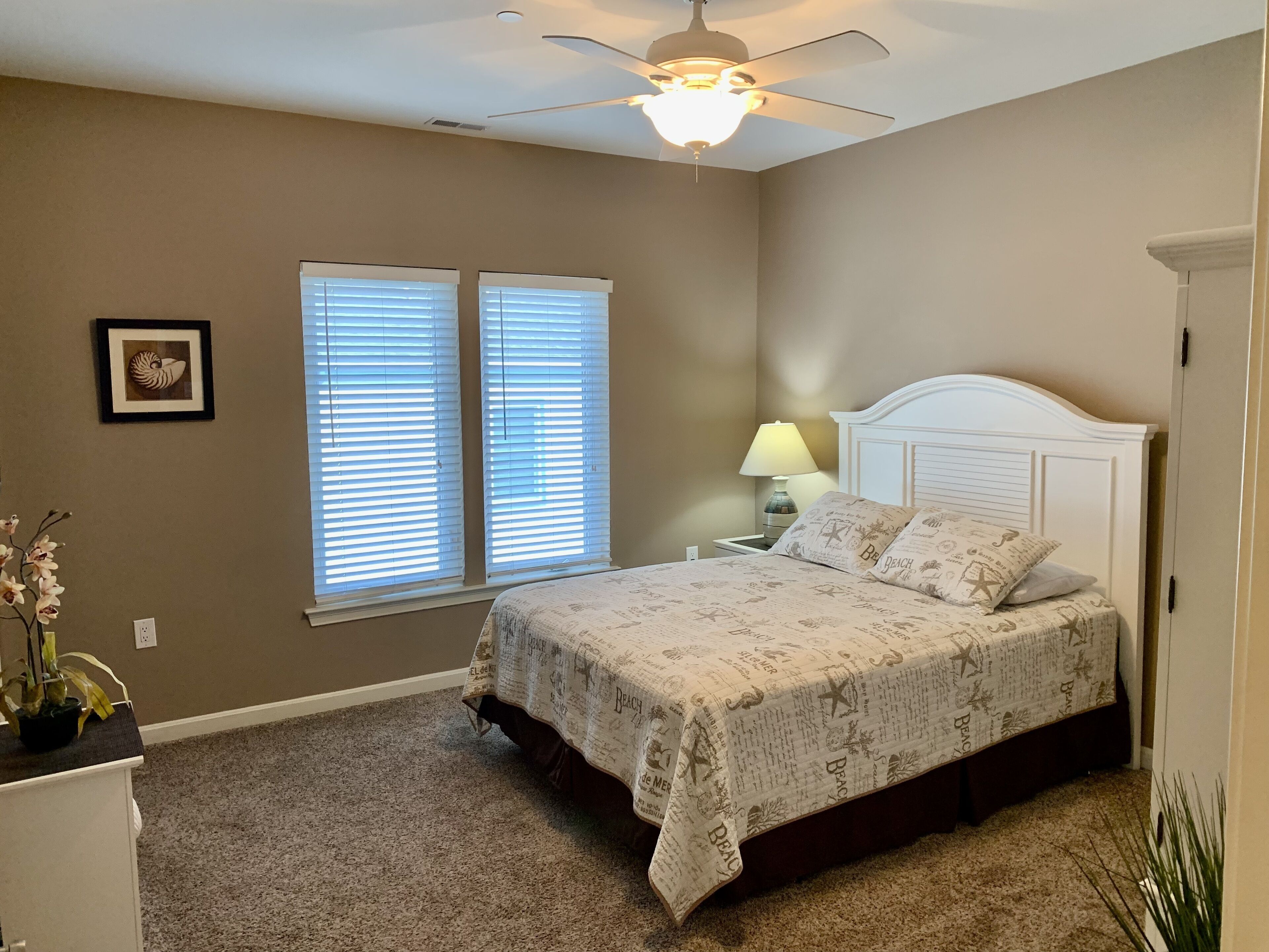 4 Schlafzimmer, Bügeleisen/Bügelbrett, kostenloses WLAN