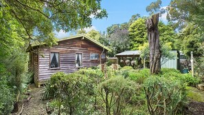 Exterior - Country Living by the Seaside - Pet Friendly (SHOREHAM)