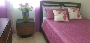 3 bedrooms, iron/ironing board, travel crib, WiFi