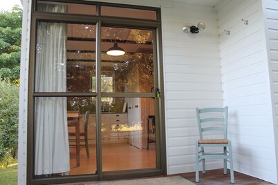 Quiet, peaceful country cottage