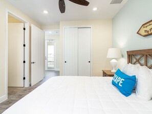 8 bedrooms, iron/ironing board, Internet, bed sheets - Pristine Margaritaville Cottage: Waterfront Haven w/ Private Pool & Spa (Kissimmee)