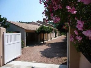 Enceinte de l’hébergement