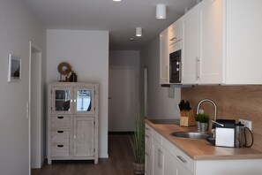 Fridge, microwave, dishwasher, coffee/tea maker - Apart Seegras Exclusive vacation apartment in a prime location! (Büsum)