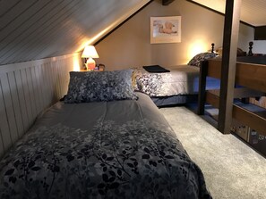 2 chambres, bureau, fer et planche à repasser, Wi-Fi gratuit