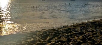 Bungalows with swimming pool with breathtaking sea and mountain views for 4 people each