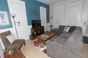 Smart TV, DVD player, books