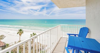 Beautiful Coastal Penthouse w/ Gulf Views!