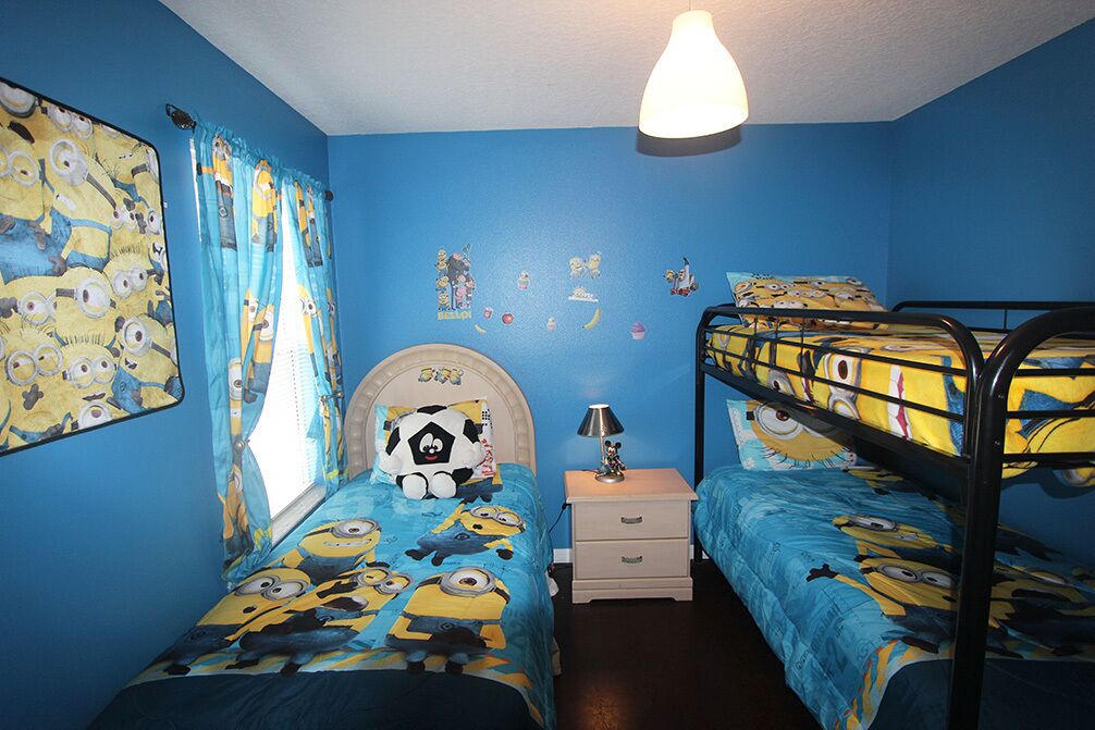 7 bedrooms, iron/ironing board, WiFi, bed sheets