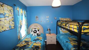 7 bedrooms, iron/ironing board, WiFi, bed sheets