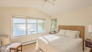 6 室のベッドルーム、アイロン / アイロン台、インターネット、ベッドシーツ