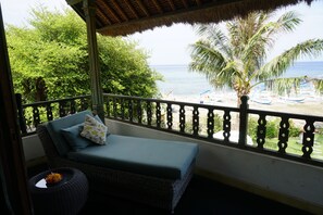 Villa, 3 Bedrooms | Beach/ocean view - Life in Amed Boutique Hotel (Karangasem)