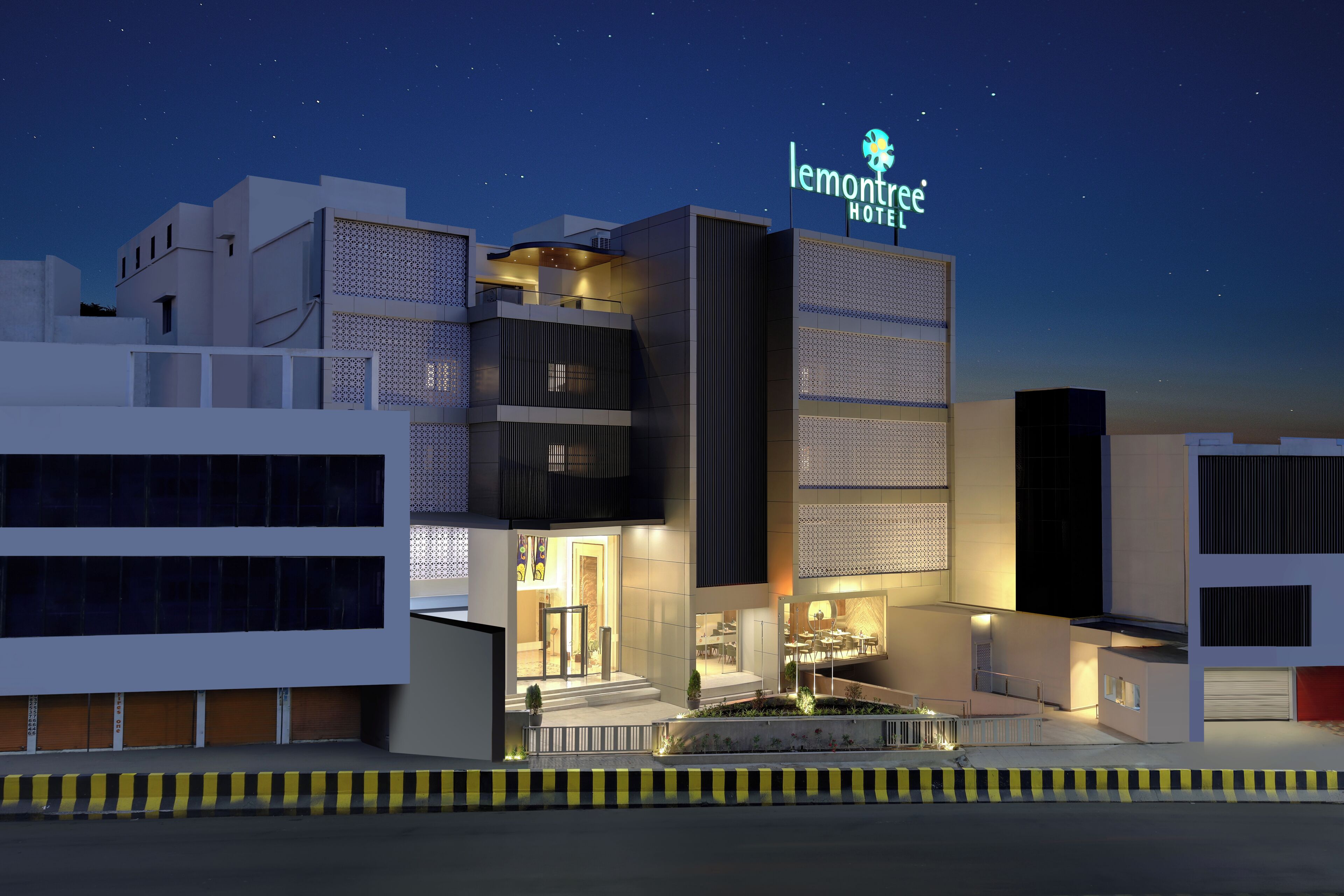 Fachada da propriedade