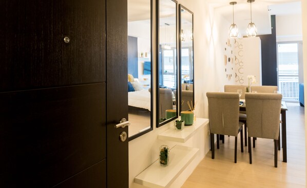 Deluxe-Apartment | Bettwäsche aus ägyptischer Baumwolle, individuell dekoriert