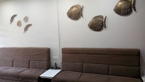 Lobby sitting area - HOTEL R B RESIDENCY (Surat)