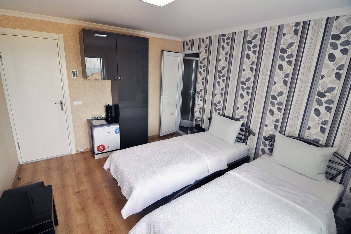 1 bedroom, WiFi (free)