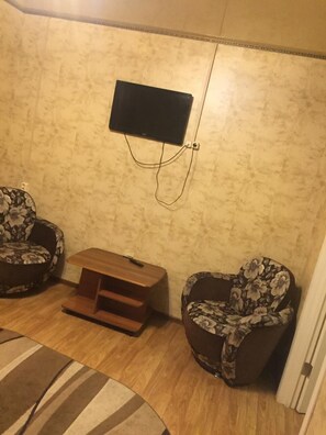 Standard Double Room | Blackout drapes, soundproofing, iron/ironing board, free WiFi - Namig's Hotel (Khabarovsk)