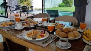 Daily English breakfast for a fee - Acasia Pool Villas Resort Phuket (Chalong)