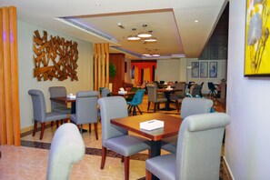 Restaurant - Meshal Hotel & Spa (Manama)