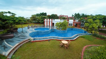 Piscina externa