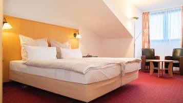 Basic Double Room | 1 bedroom, hypo-allergenic bedding, in-room safe, desk