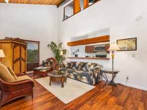 TV, DVD player - Enjoy Multiple Private Lanais W/AC–Kanaloa at Kona (KAILUA-KONA)