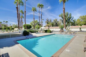 Beheizter Pool