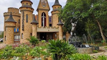 Fachada da propriedade