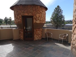 套房, 1 张大床 | 露台