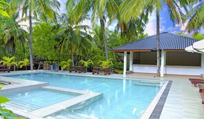 Piscina externa