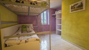 2 Schlafzimmer, Bügeleisen/Bügelbrett, Internetzugang