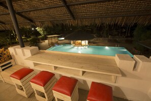 Poolside bar