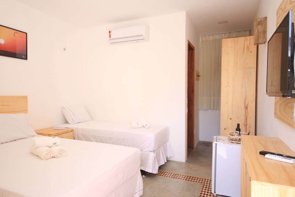 Minibar, desk, blackout curtains, rollaway beds