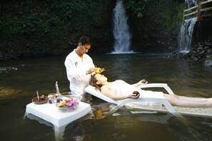 Espace de soins pour les couples, soins corporels, soins du visage