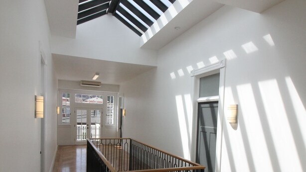 Hallway - Burlington Hotel (Los Angeles)